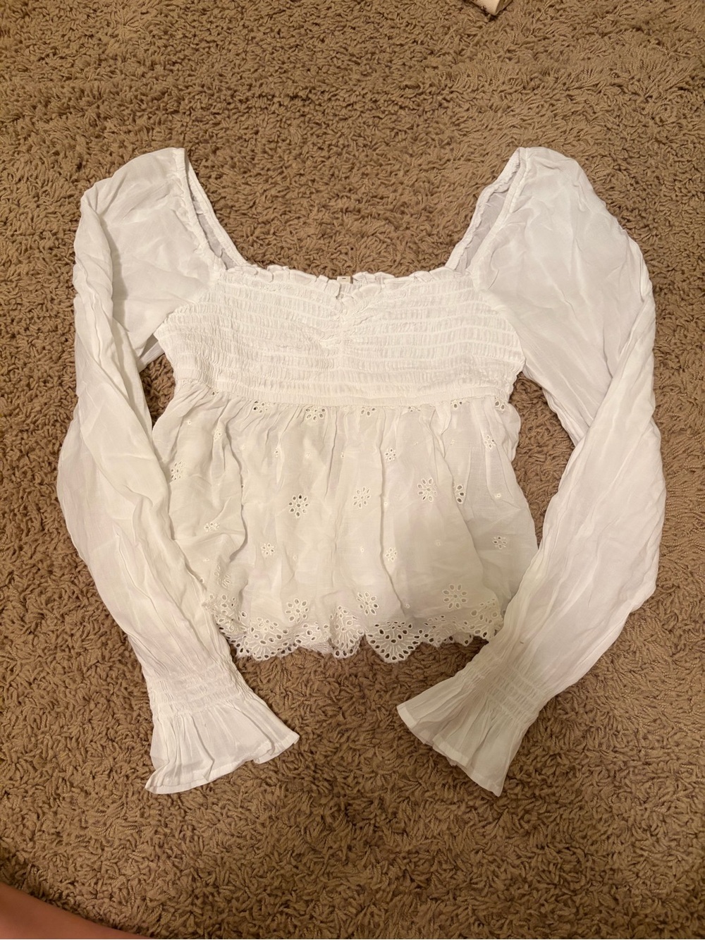 NEW American Eagle Outfitters White Smocked Eyelet Long-Sleeve Crop Top